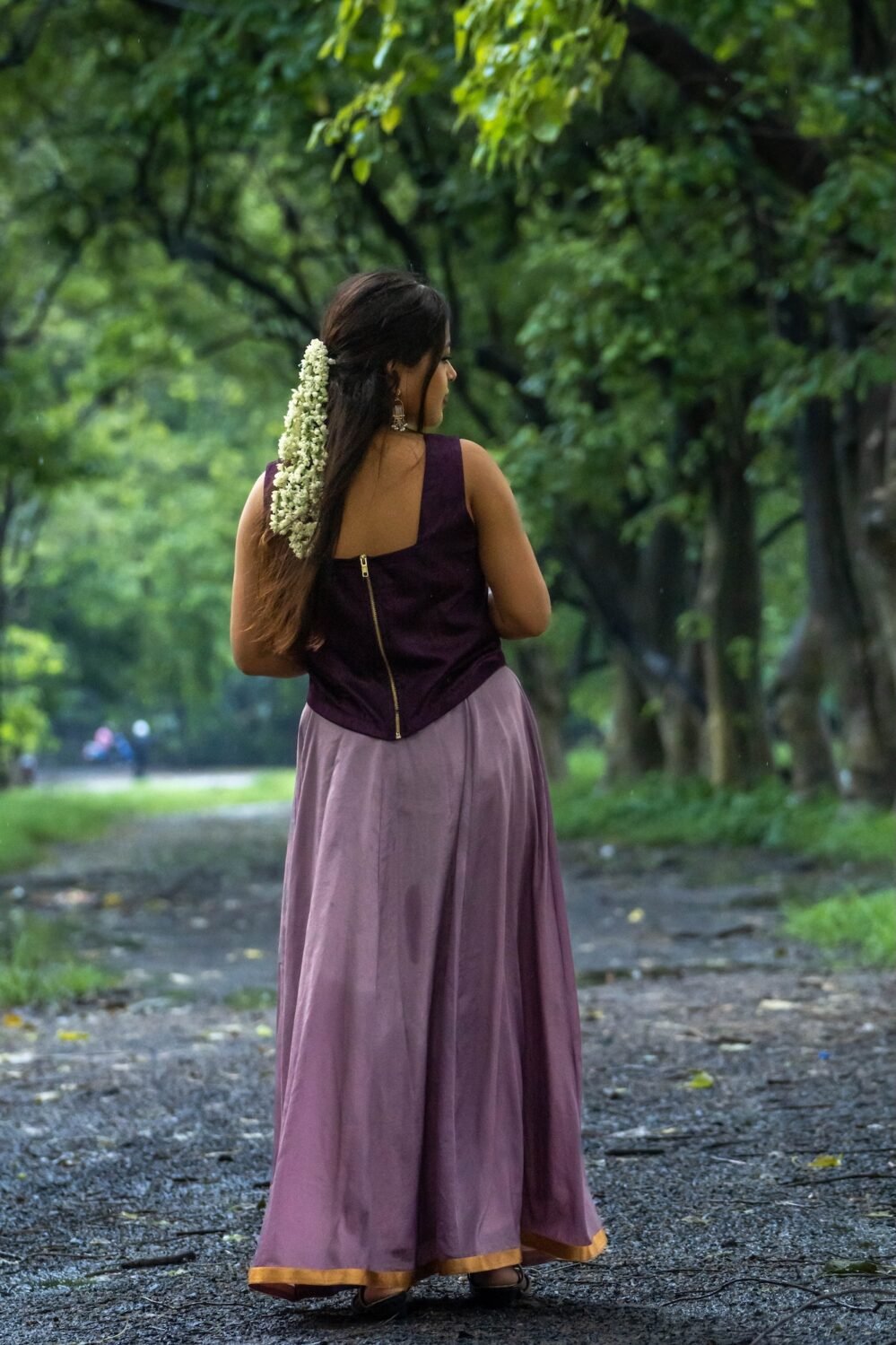 Back view of the 18-inch Malai cotton top showing the neat back zipper closure.