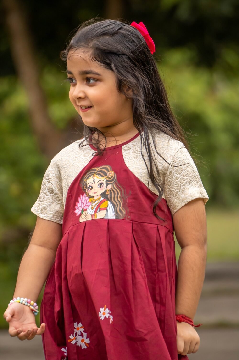 chhoto-uma-handpainted-maroon-frock-girls-close-up
